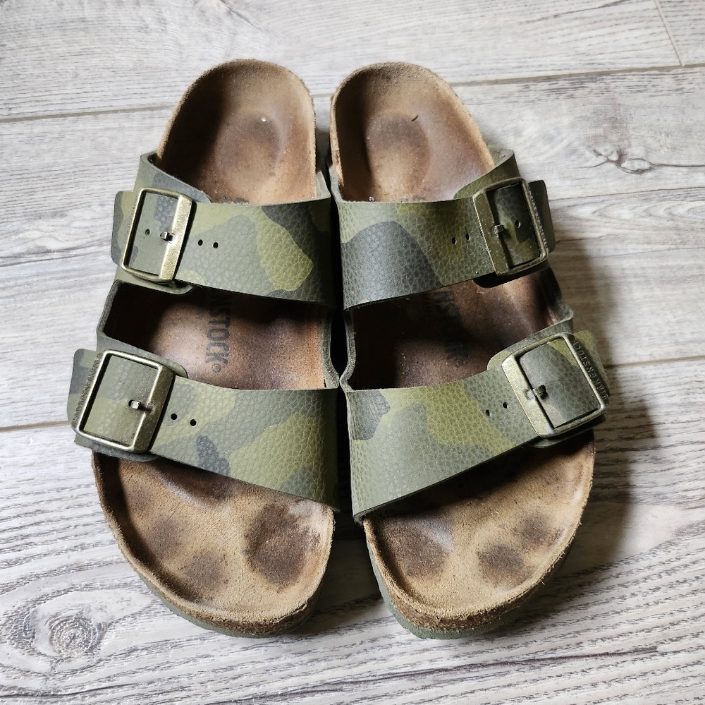 Camo birkenstock 40